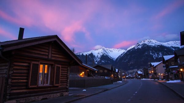 Interventions d'urgence par un serrurier à Chamonix 24/7