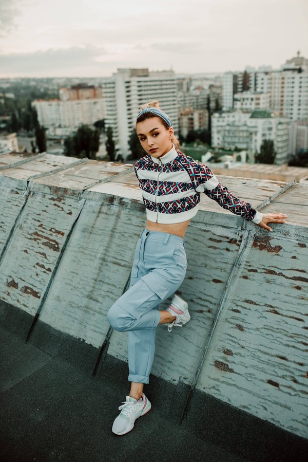 Comment créer une barrière visuelle végétale entre deux terrasses mitoyennes?